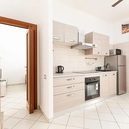 Ripamonti Budget With Small Balcony * Milan