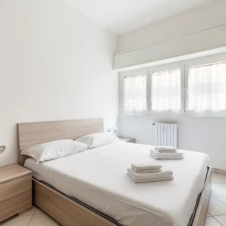 Ripamonti Budget With Small Balcony Apartment *