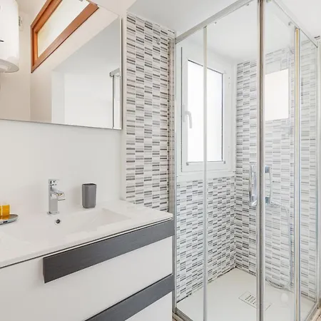 Ripamonti Budget With Small Balcony Apartment *