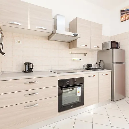 Ripamonti Budget With Small Balcony Apartment Milan